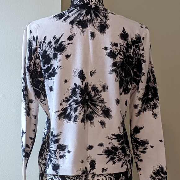 Talbots Petite Cardigan Black and White Floral Size SP - Picture 3 of 14